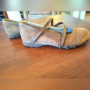 Skechers Brown Suede Flats Comfortable Everyday Loafers Size 7.5